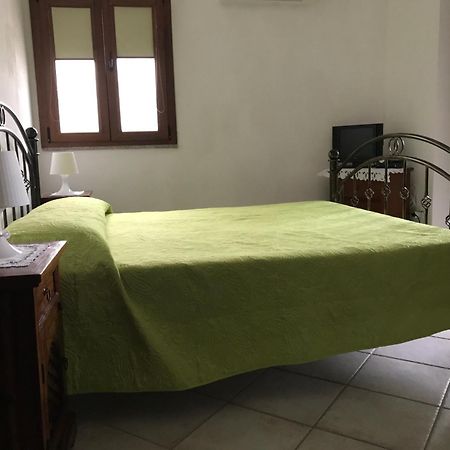 Affittacamere Peonia Oliena Exteriér fotografie