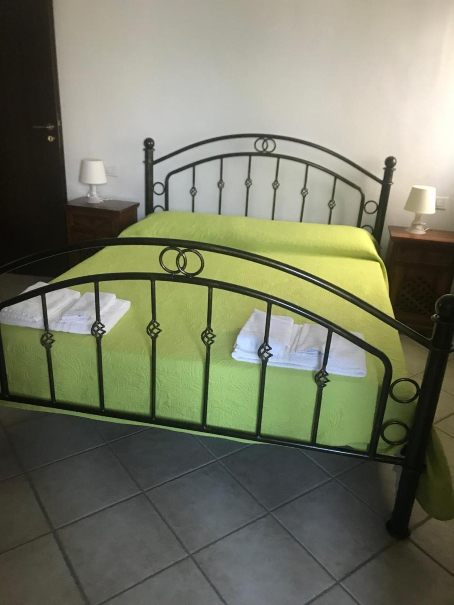 Affittacamere Peonia Oliena Exteriér fotografie